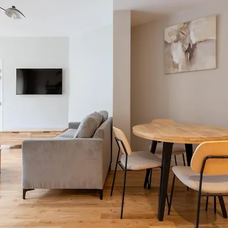 Beautiful & Modern 1bd Flat Near Montmartre 아파트 파리