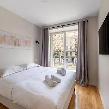 아파트 Beautiful & Modern 1bd Flat Near Montmartre 파리