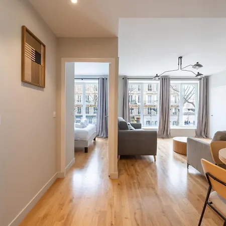 Beautiful & Modern 1bd Flat Near Montmartre * Paris