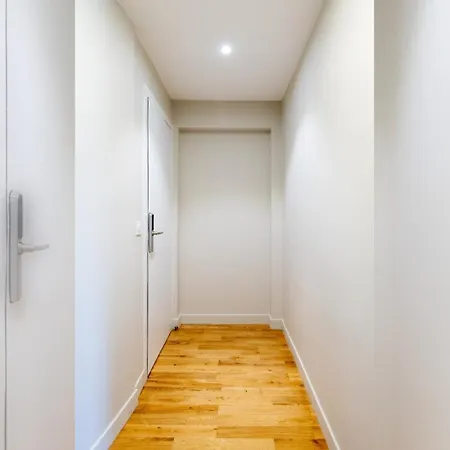 Beautiful & Modern 1bd Flat Near Montmartre * Paris
